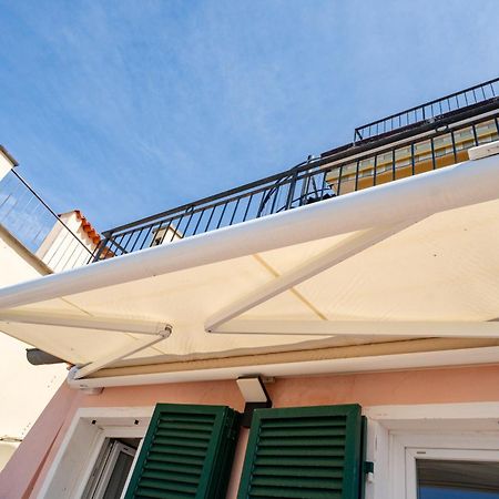 Casa Del Subacqueo. Amazing Terrace With Sea View. Wi-Fi Lägenhet Bordighera Exteriör bild